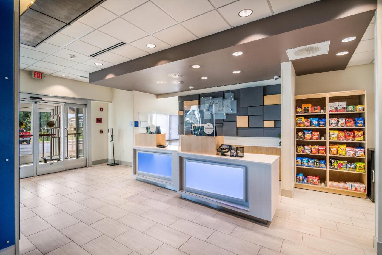 Holiday Inn Express & Suites - Asheboro By Ihg Экстерьер фото