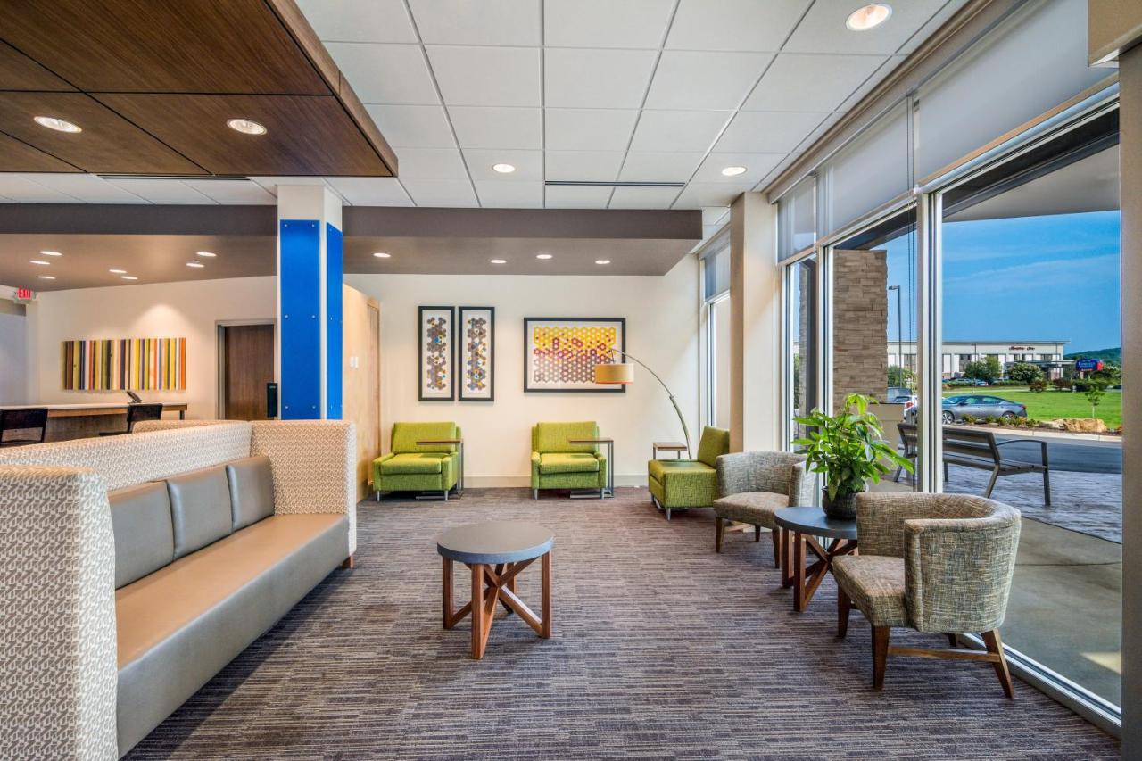 Holiday Inn Express & Suites - Asheboro By Ihg Экстерьер фото
