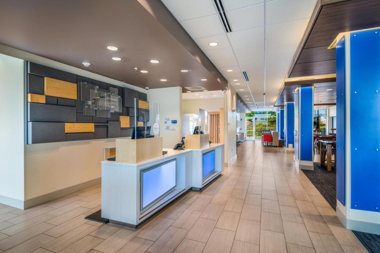 Holiday Inn Express & Suites - Asheboro By Ihg Экстерьер фото