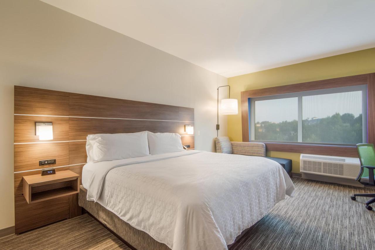Holiday Inn Express & Suites - Asheboro By Ihg Экстерьер фото